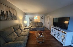 945 Auburn Hills Drive, Boardman, OH 44512