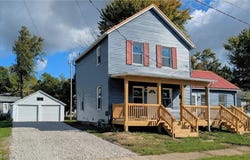 18 Edison Street, Oberlin, OH 44074