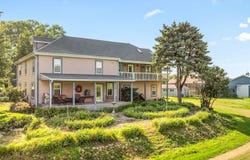4206 West Grove Road, LEAF RIVER, IL 61047