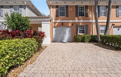 5766 Cove Cir, NAPLES, FL 34119
