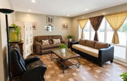 715 E LOCKWOOD Dr N, Ogden, UT 84404