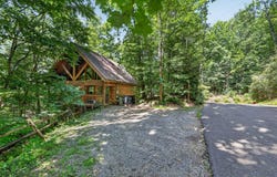 2029 Beach Front Drive, Sevierville, TN 37876
