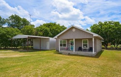 180 Trail Drive, Bowie, TX 76230