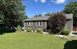 307 BITTERSWEET Street, Payson, IL 62360