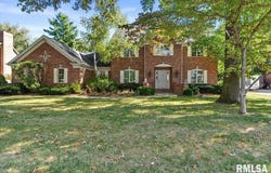 828 COVENTRY Point, Springfield, IL 62702