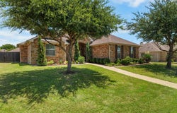 2304 Augustine, Waco, TX 76712