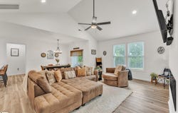 404 Burrell Street, Pendleton, SC 29670