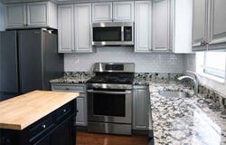 230 Broadway Dr, Pleasant Hills, PA 15236