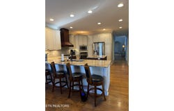 34 Whitehall, Bristol, TN 37620