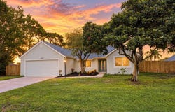 1240 Coventry Circle, Melbourne, FL 32904