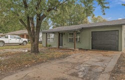 207 S 14th Avenue, Paragould, AR 72450