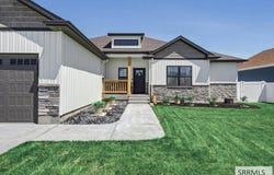 902 Jack Ln, Idaho Falls, ID 83402