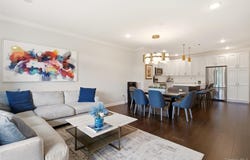 21 Seasons Way, Dix Hills, NY 11746