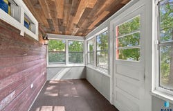404 E 5th St, Dell Rapids, SD 57022