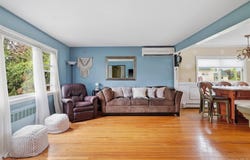 208 Island Parkway W, Island Park, NY 11558
