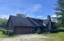 1104 Main Street, Cavendish, VT 05142