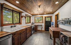 2306 County Road 8050, Jasper, AR 72641