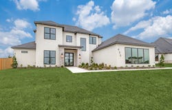 455 Whispering Way, Red Oak, TX 75154