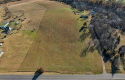 Stewartsville Rd, Moneta, VA 24121