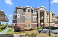8264 S RESACA Dr, Sandy, UT 84070