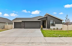 727 Morrow St, Mountain Home, ID 83647