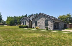 3027 Ames Road, Lancaster, TX 75134