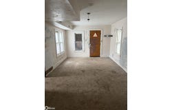534 S Ave B, Washington, IA 52353
