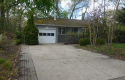 194 Phyllis Drive, Patchogue, NY 11772