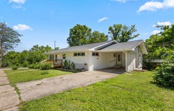 218 N 4th Street, Branson, MO 65616