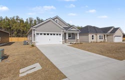 120 Divine Loop, Crawfordville, FL 32327
