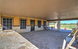 7084 Bartosch, Robstown, TX 78380