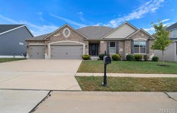 332 Mystic Brook Drive, O'Fallon, MO 63366