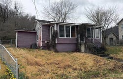 620 Pratt Avenue, Pratt, WV 25162