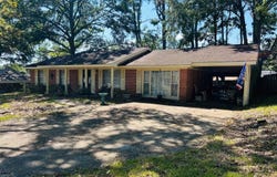 723 Scenic Dr, Grenada, MS 38901