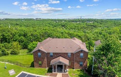 2901 Vineyards Parkway, Branson, MO 65616
