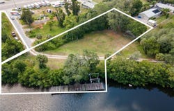 102 DICKMAN Drive SW, RUSKIN, FL 33570