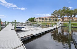 99 BROAD RIVER Place, Welaka, FL 32193