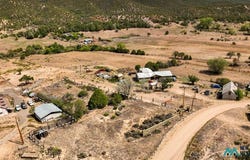 580 A County Rd 69, Dixon, NM 87527