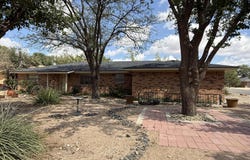 2041 Rice Drive, Levelland, TX 79336