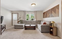 1933 Castle Street, Waterloo, IA 50701