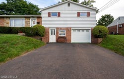 930 E 5TH Street, Berwick, PA 18603