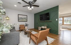 807 Meadowbrook Dr, West Bend, WI 53090