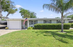 1215 15TH Avenue N, Jacksonville Beach, FL 32250