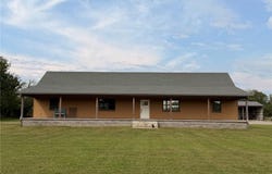 123 N 3 Highway, Girard, KS 66743