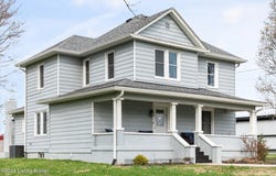702 11th St, Carrollton, KY 41008