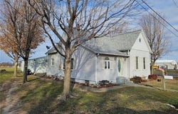 307 E Jenkins, Steeleville, IL 62288
