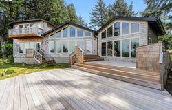 384 SUNSET Blvd, CannonBeach, OR 97110