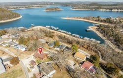 60 Chad Road, Galena, MO 65656