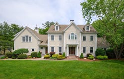 36 Stone Meadow Ln, Hanover, MA 02339
