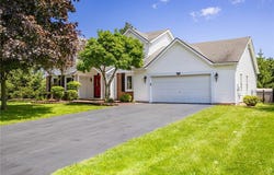 14 Silver Fox Circle, Greece, NY 14612